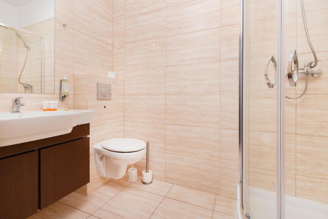 Villa 4 Pory Roku By Noclegi Renters Jastrzebia Gora Luaran gambar
