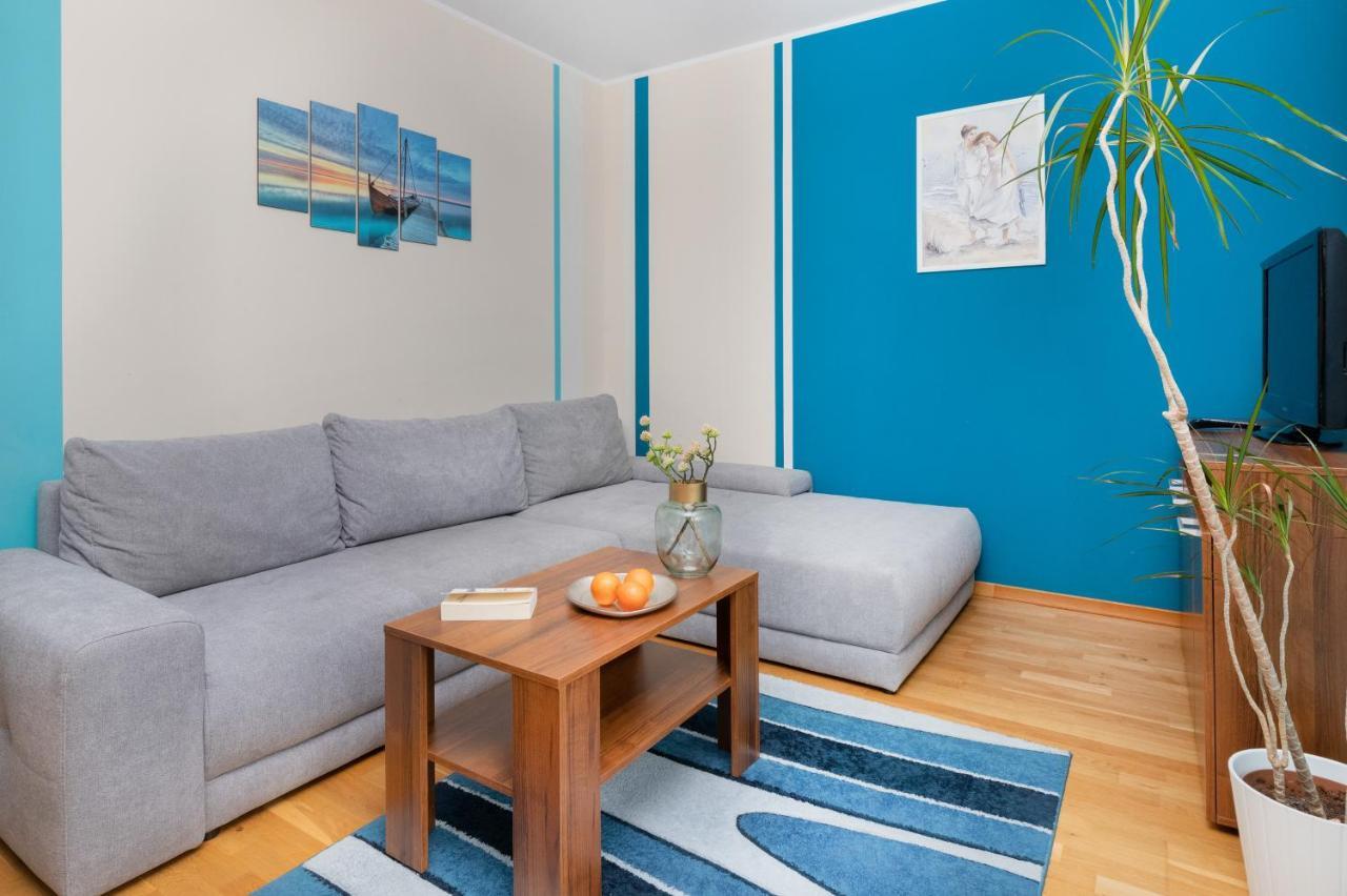 Villa 4 Pory Roku By Noclegi Renters Jastrzebia Gora Luaran gambar