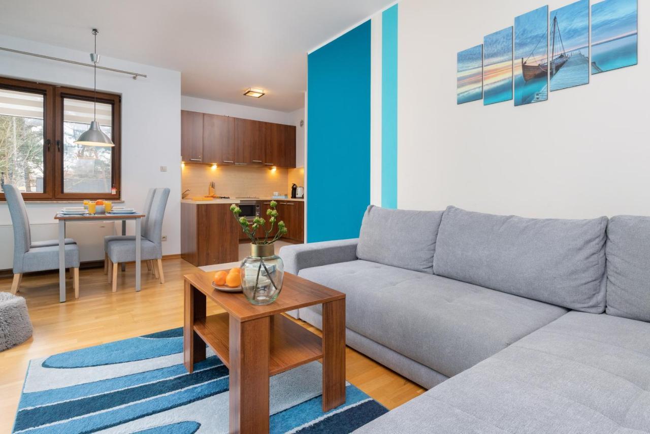 Villa 4 Pory Roku By Noclegi Renters Jastrzebia Gora Luaran gambar