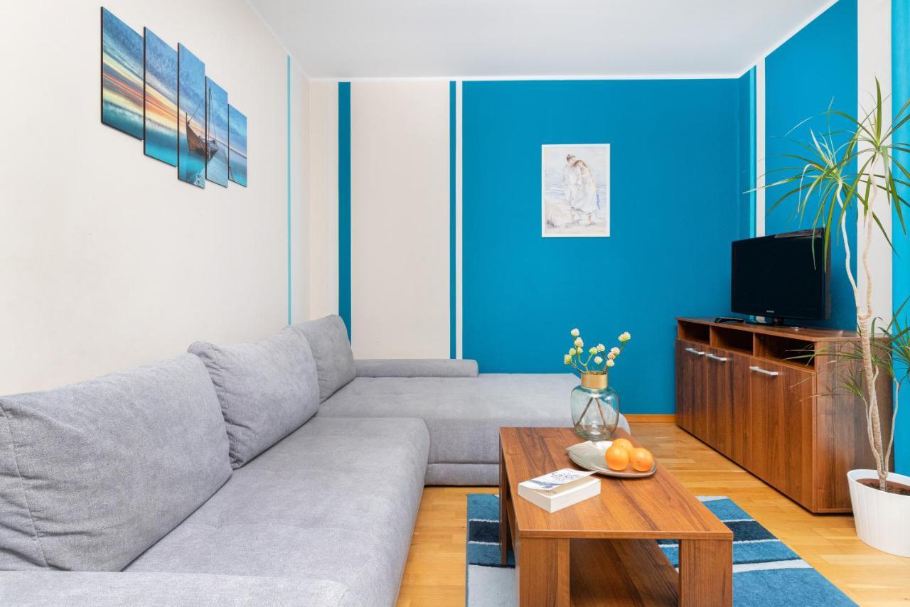 Villa 4 Pory Roku By Noclegi Renters Jastrzebia Gora Luaran gambar