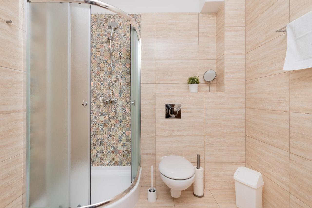Villa 4 Pory Roku By Noclegi Renters Jastrzebia Gora Luaran gambar