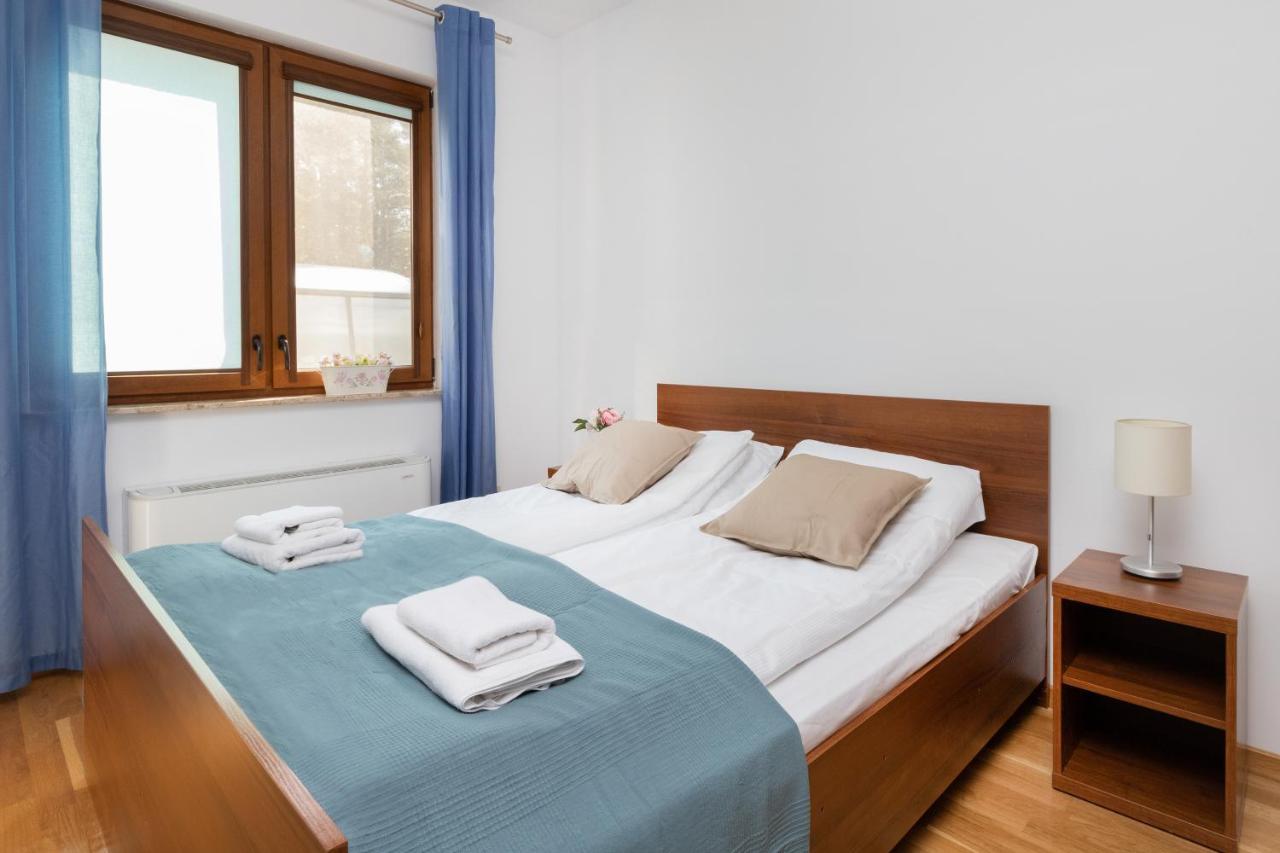 Villa 4 Pory Roku By Noclegi Renters Jastrzebia Gora Luaran gambar