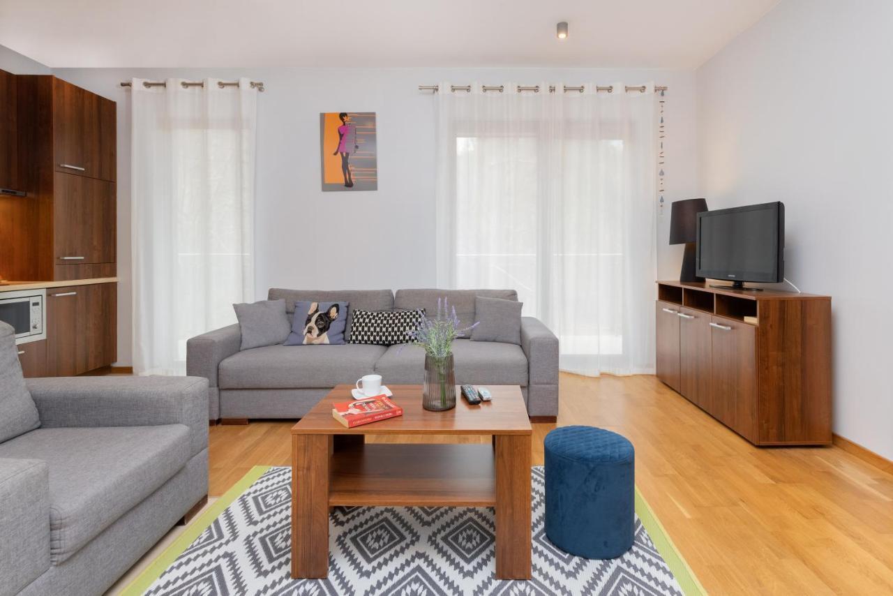 Villa 4 Pory Roku By Noclegi Renters Jastrzebia Gora Luaran gambar